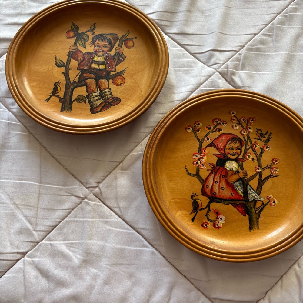 Vintage Hummel wooden Decorative Plates with boy and girl Illustrations - Picture 2 of 6